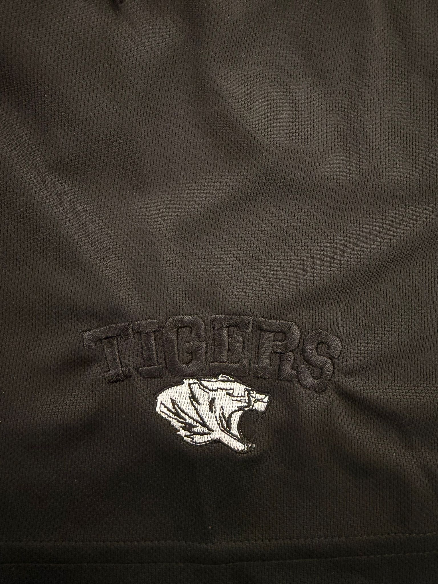 Shorts bestickt