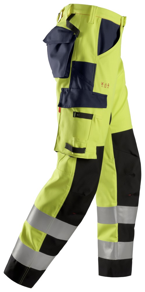 Arbeitshose mit Schienbeinverstärkung